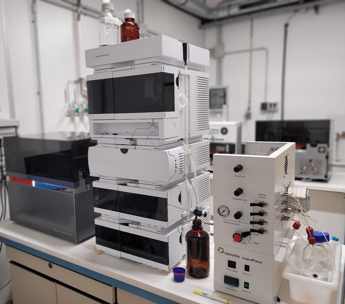 Spettrometro per la determinazione di rapporti isotopici del Carbonio accoppiato a cromatografo liquido Elementar
